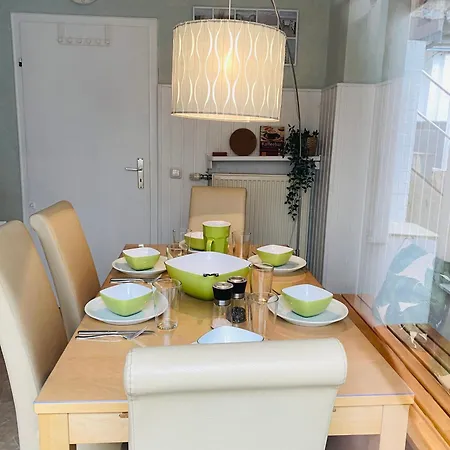 Apartmán Eifel-house - Monteurswohnung *
